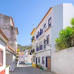 بيت ضيافة Casa Margarida Malveiro 3*